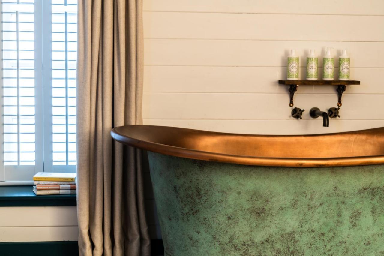 The Double Red Duke, Cotswolds Hotell Witney Exteriör bild