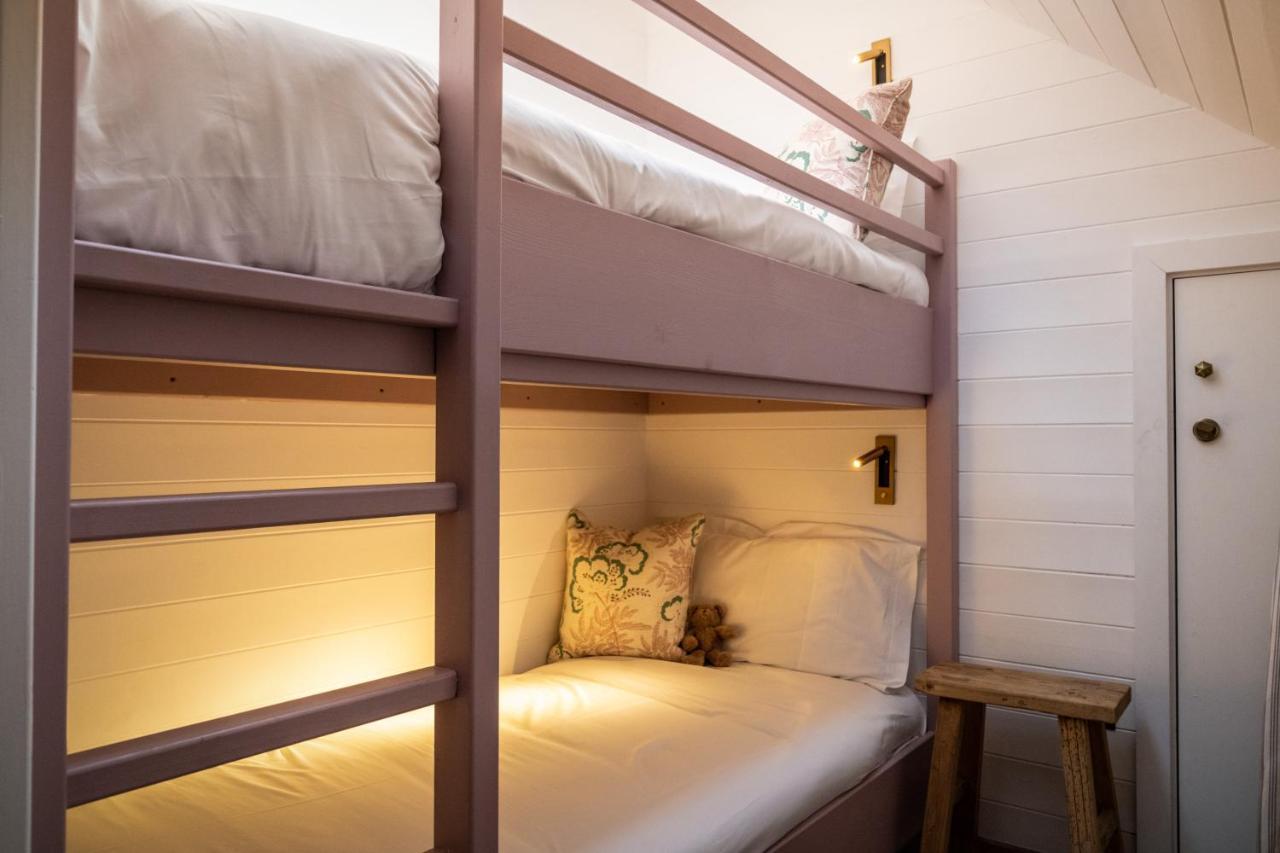 The Double Red Duke, Cotswolds Hotell Witney Exteriör bild